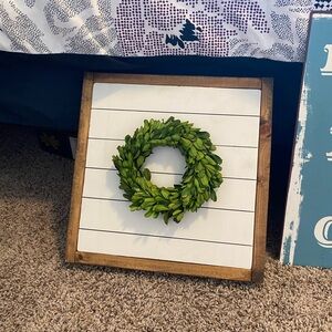 Rustic White and Green Wreath Wall Decor